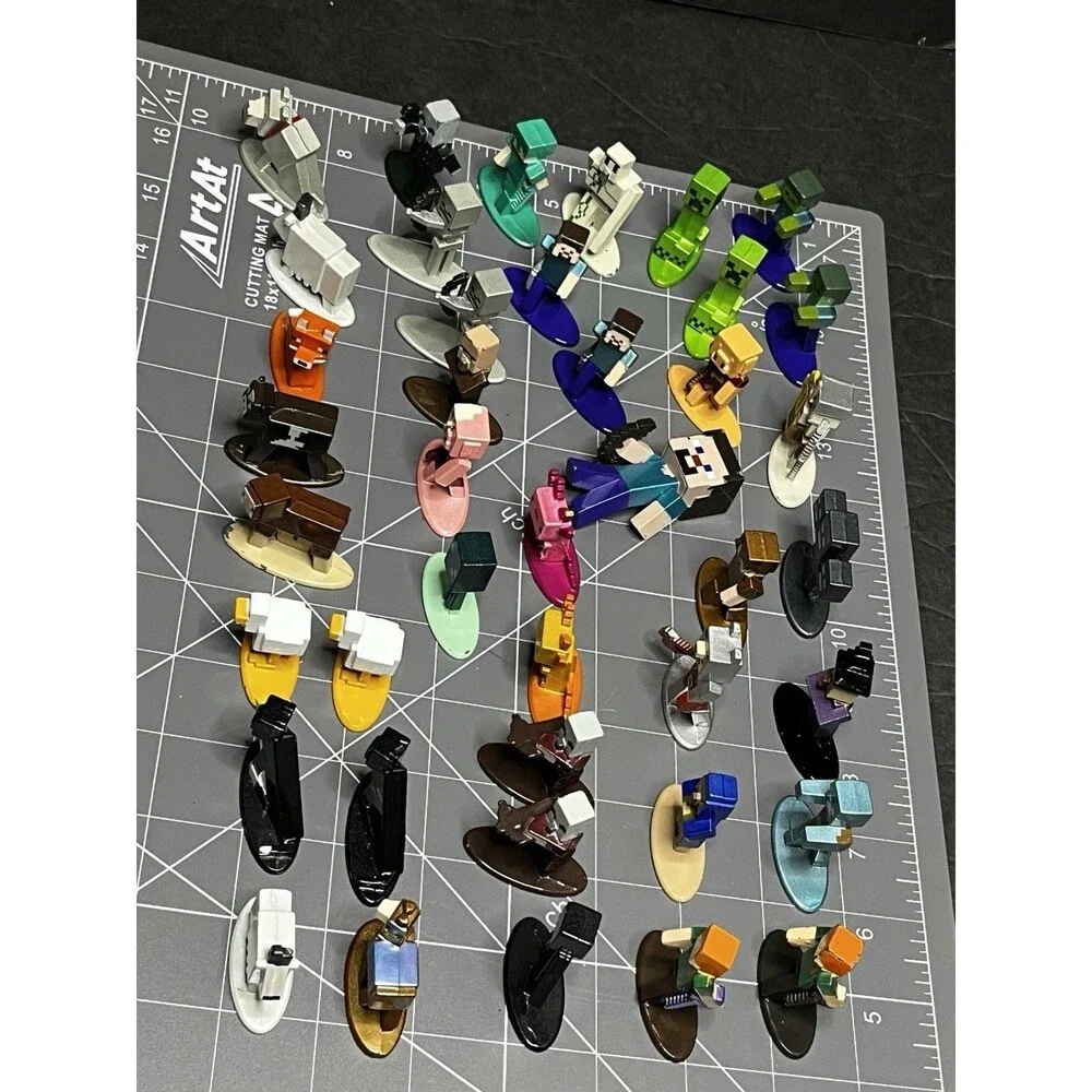 Minecraft Nano Metalfigs Minecraft Set of 40 Die Cast Collectible Figures...